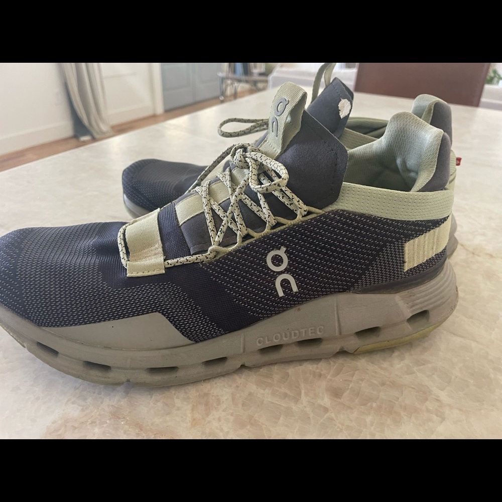 On cloud cloud nova tennis shoes